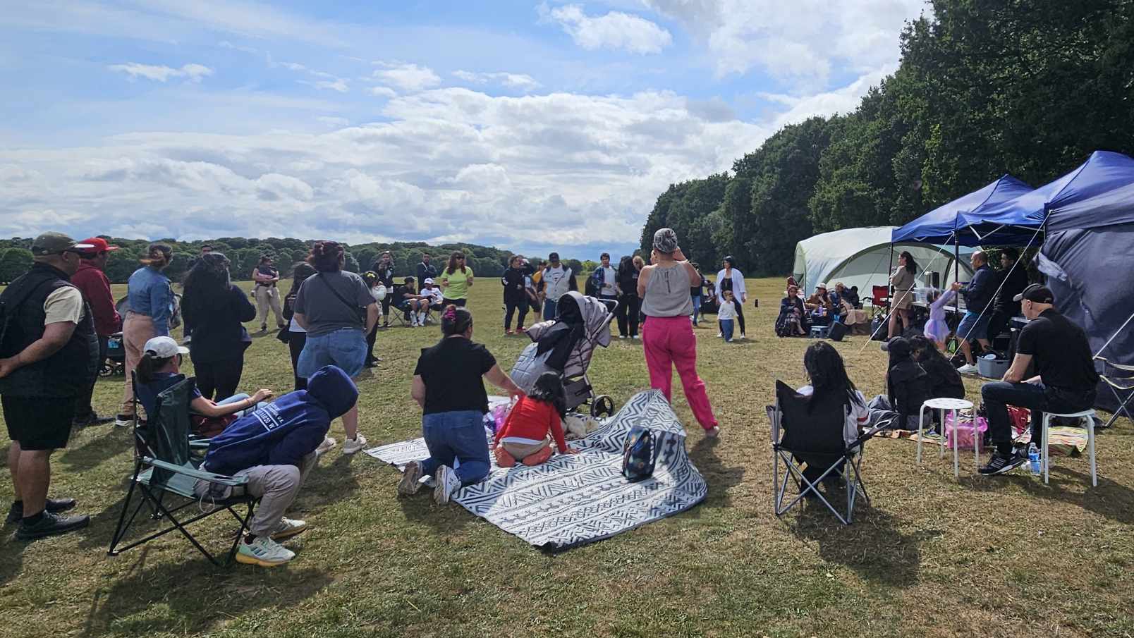 Creative Hearts United with Yorkshire Filipino Group at Hope Leeds Community Church Fundraising Event