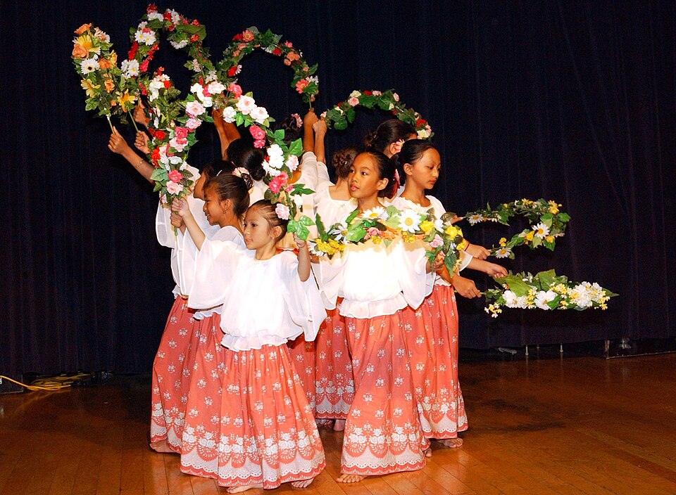 The children of Philippine American Society performed the Bulaklakan