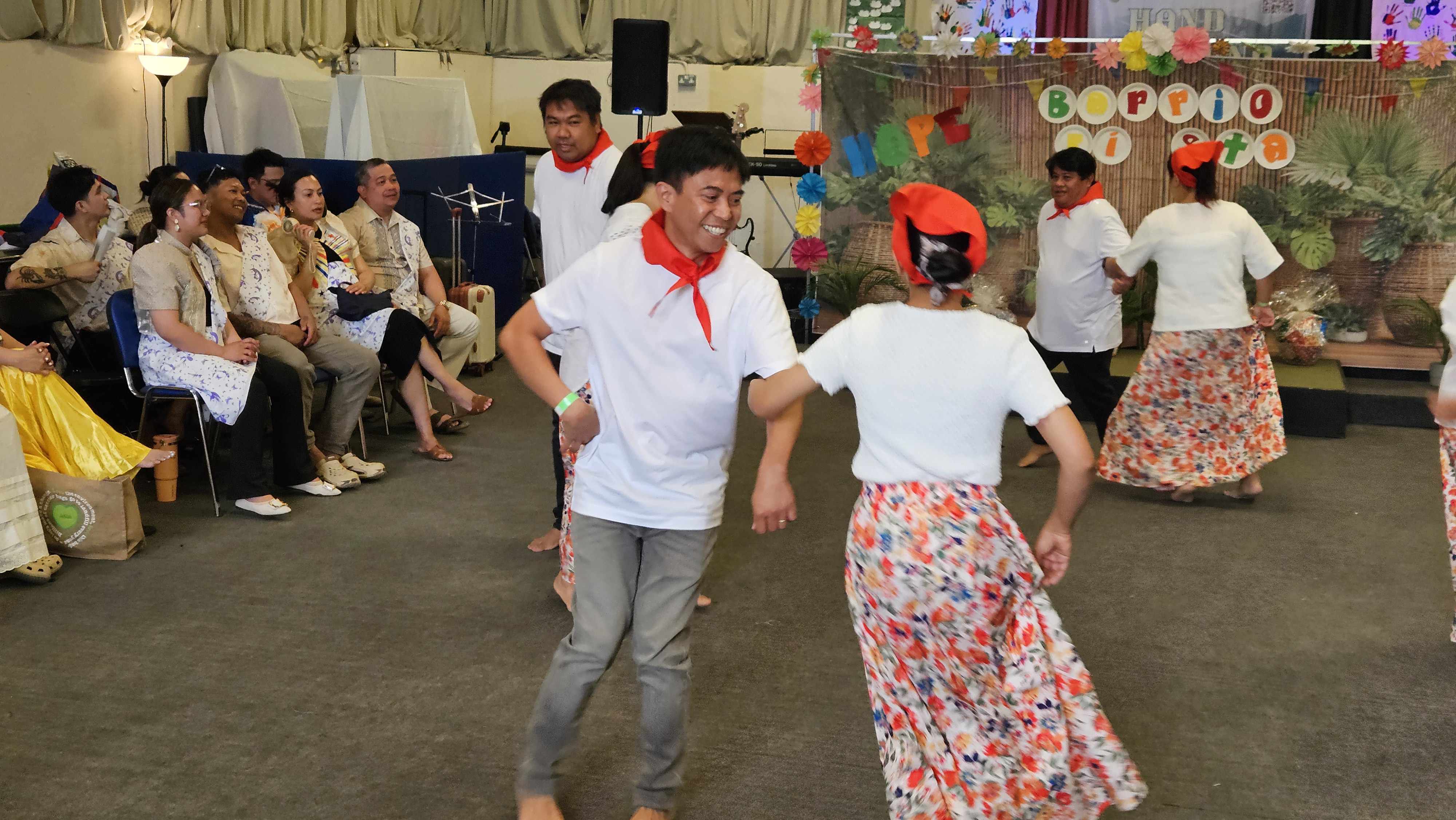 A timeless display of Cariñosa, capturing the charm, grace, and courtship of Filipino tradition.